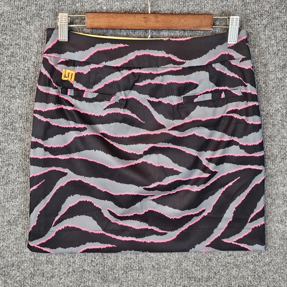 80's Vibe Alert! Loudmouth Pink & Grey Zebra Skort - 🦓💖 - Picture 5 of 7